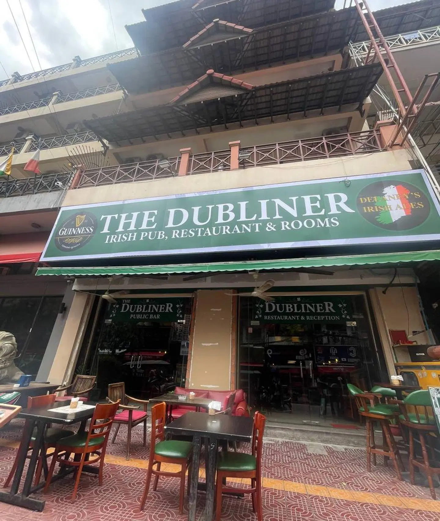 Riverside Hotel Phnom Penh EXTERIOR