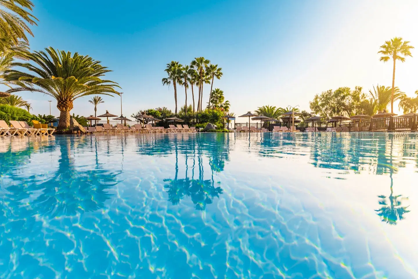 Elba Sara Beach & Golf Resort OUTDOOR_POOL