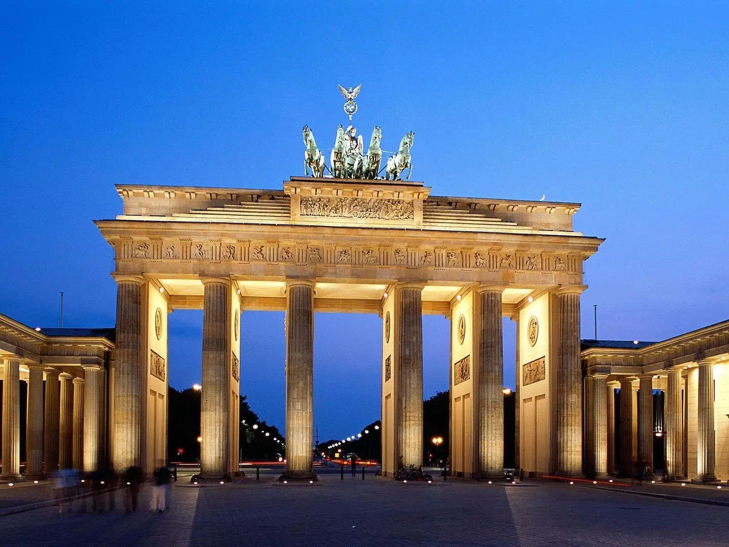 Novotel Berlin Mitte Hotel EXTERIOR