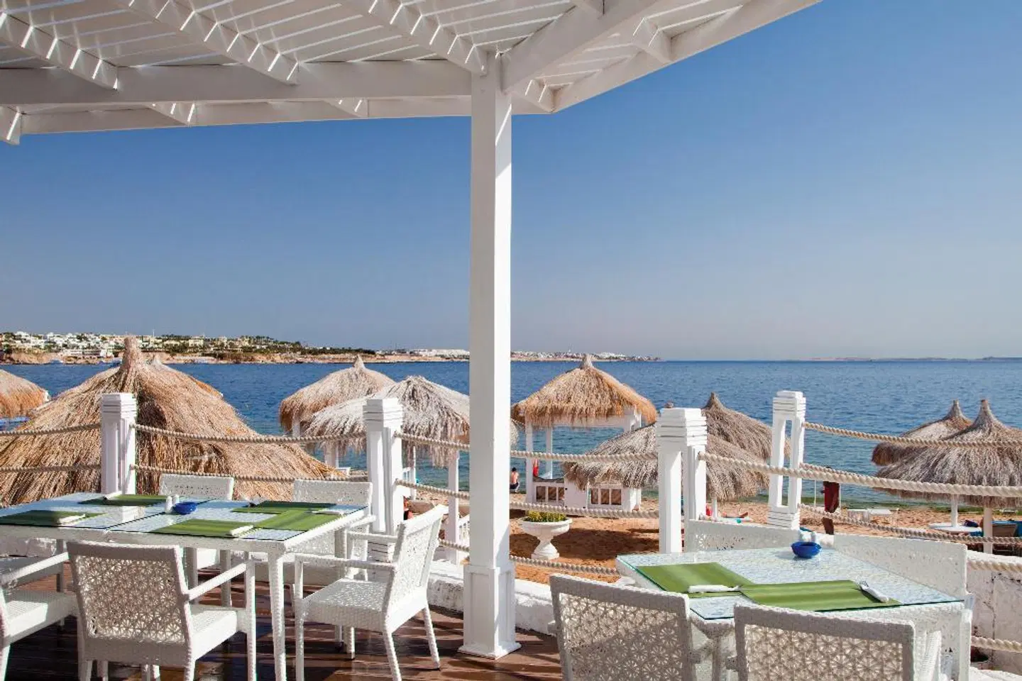 SUNRISE Arabian Beach Resort - Grand Select Terrasse