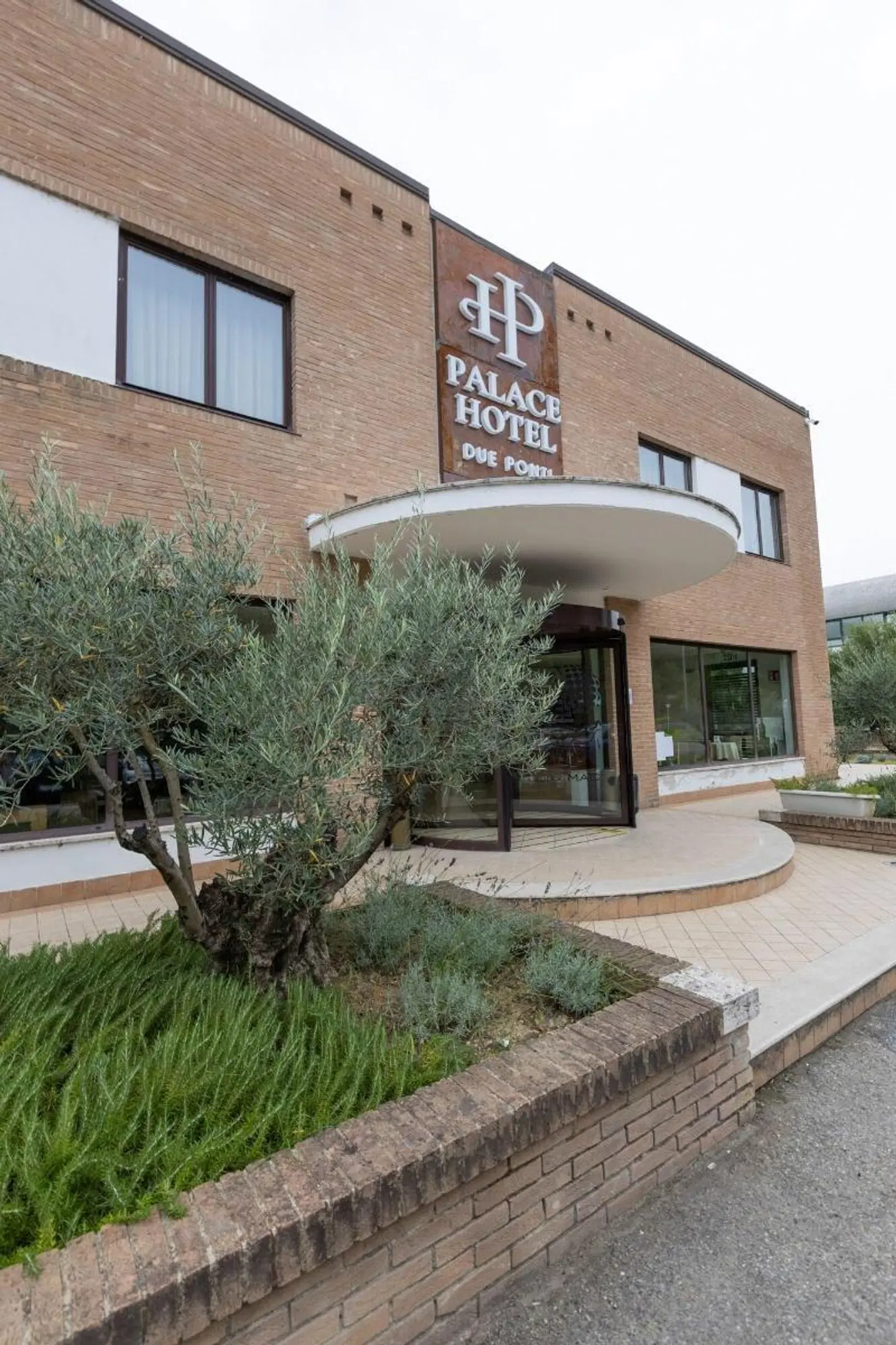 Palace Hotel Due Ponti EXTERIOR