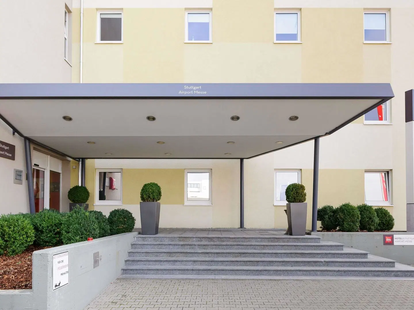 ibis Stuttgart Airport Messe EXTERIOR