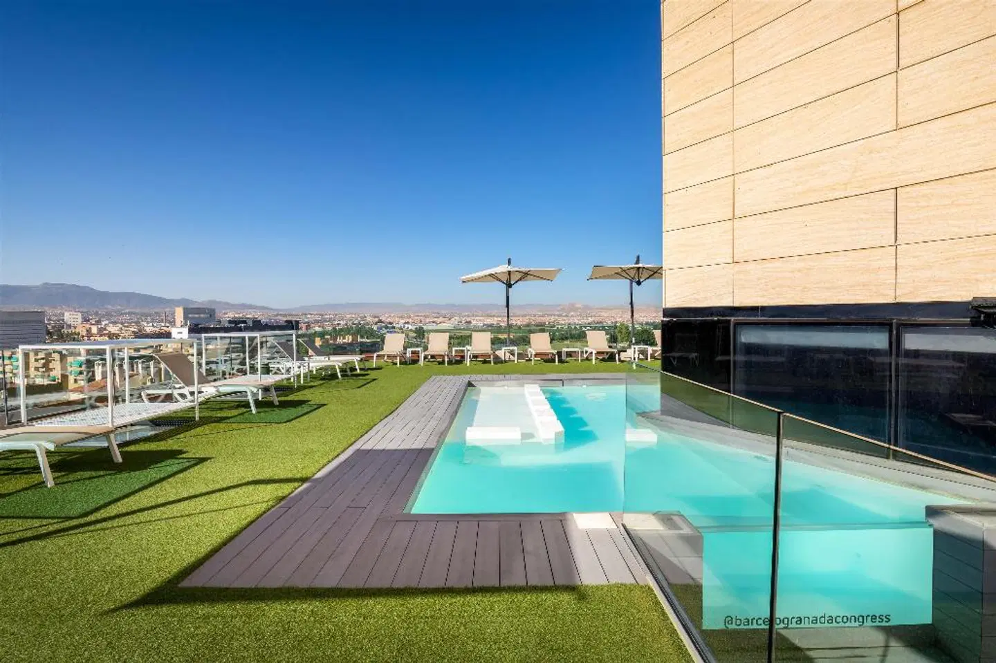 Barceló Granada Congress OUTDOOR_POOL