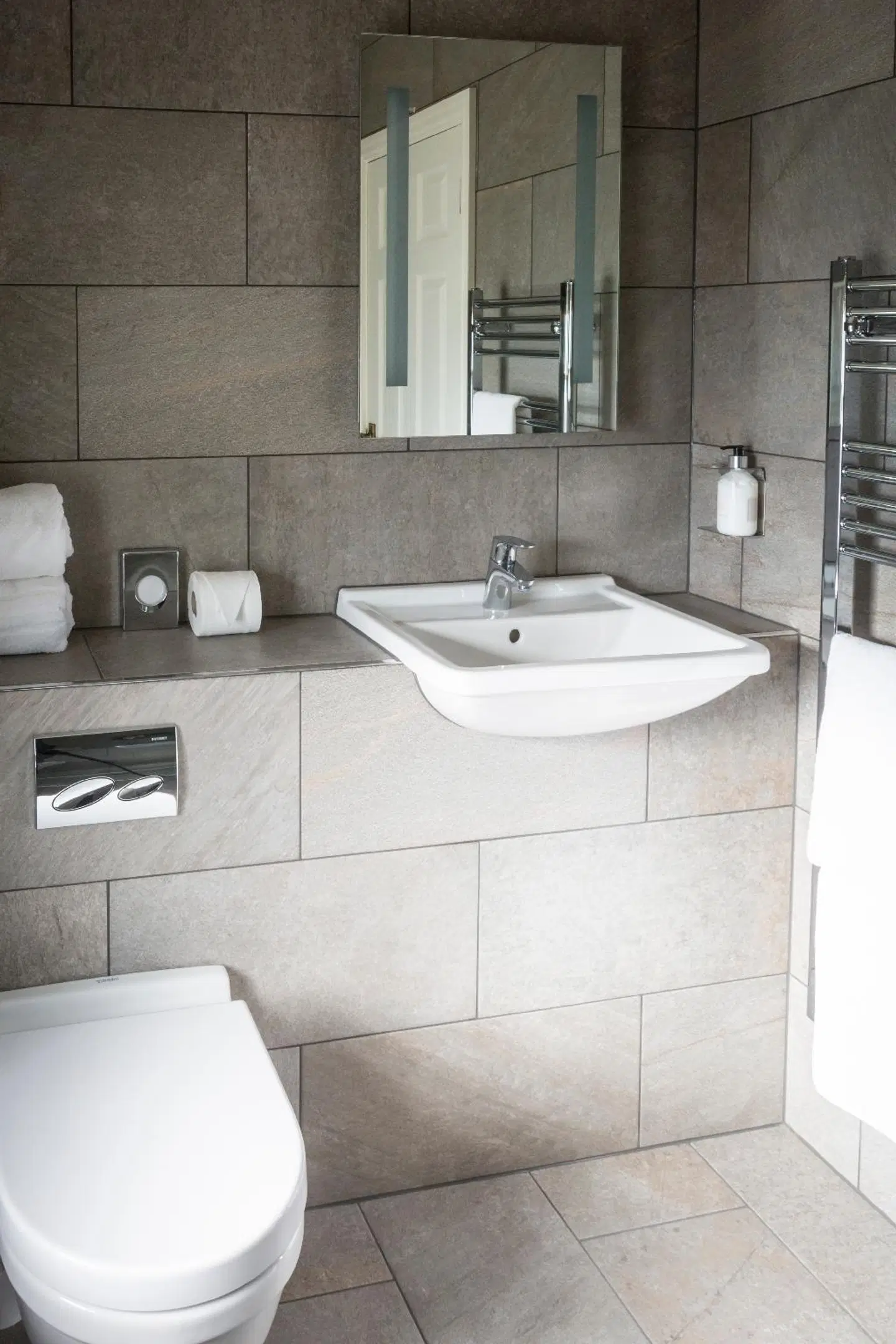 The Borough Lancaster BATHROOM