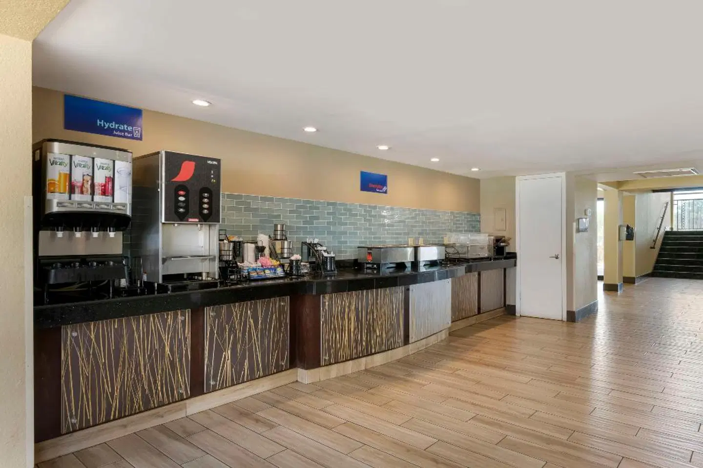 Best Western Plus International Speedway Hotel BAR