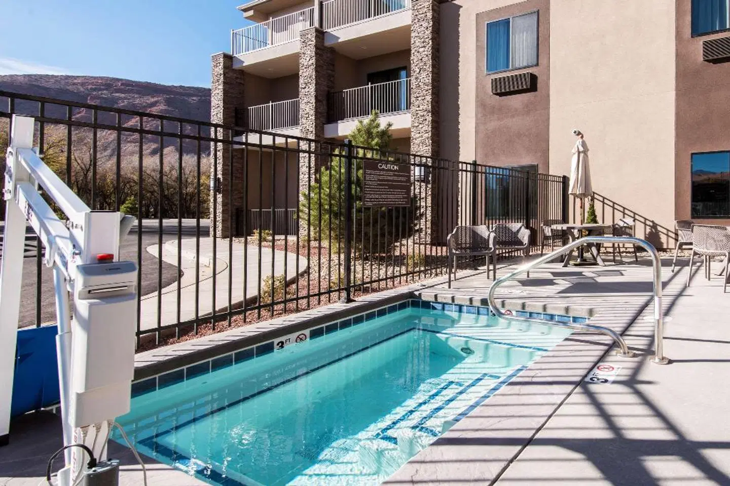 MainStay Suites Moab near Arches National Park OUTDOOR_POOL