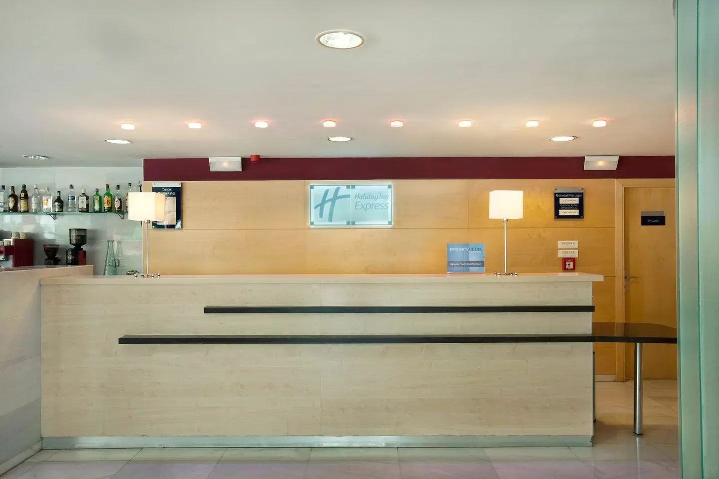 Holiday Inn Express Madrid-Alcorcón LOUNGE_LOBBY
