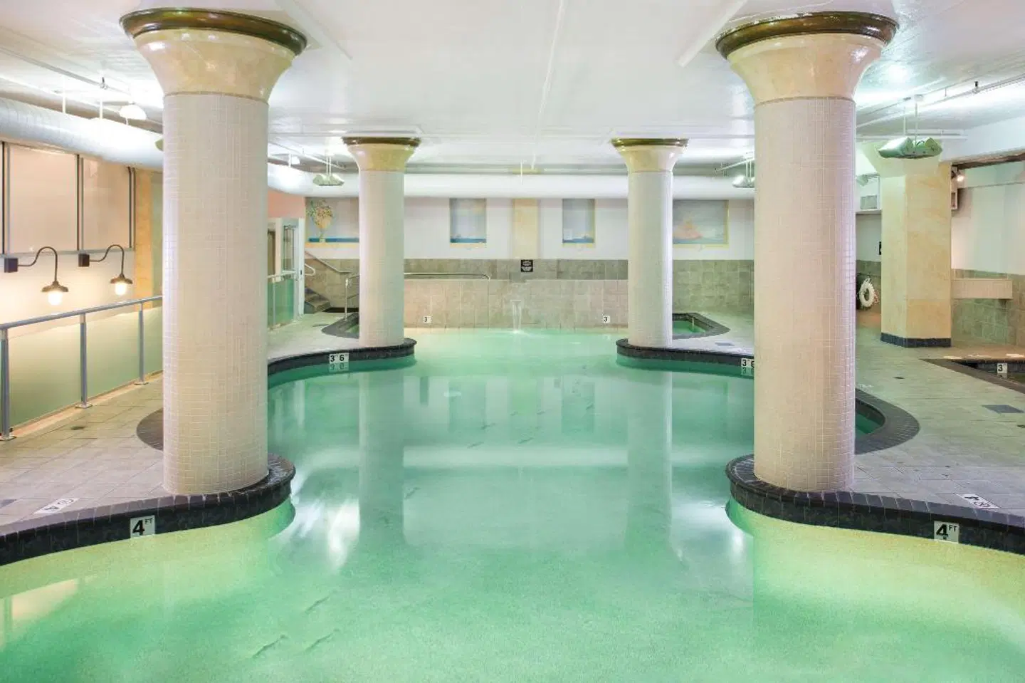 Embassy Suites by Hilton Portland Downtown INDOOR_POOL