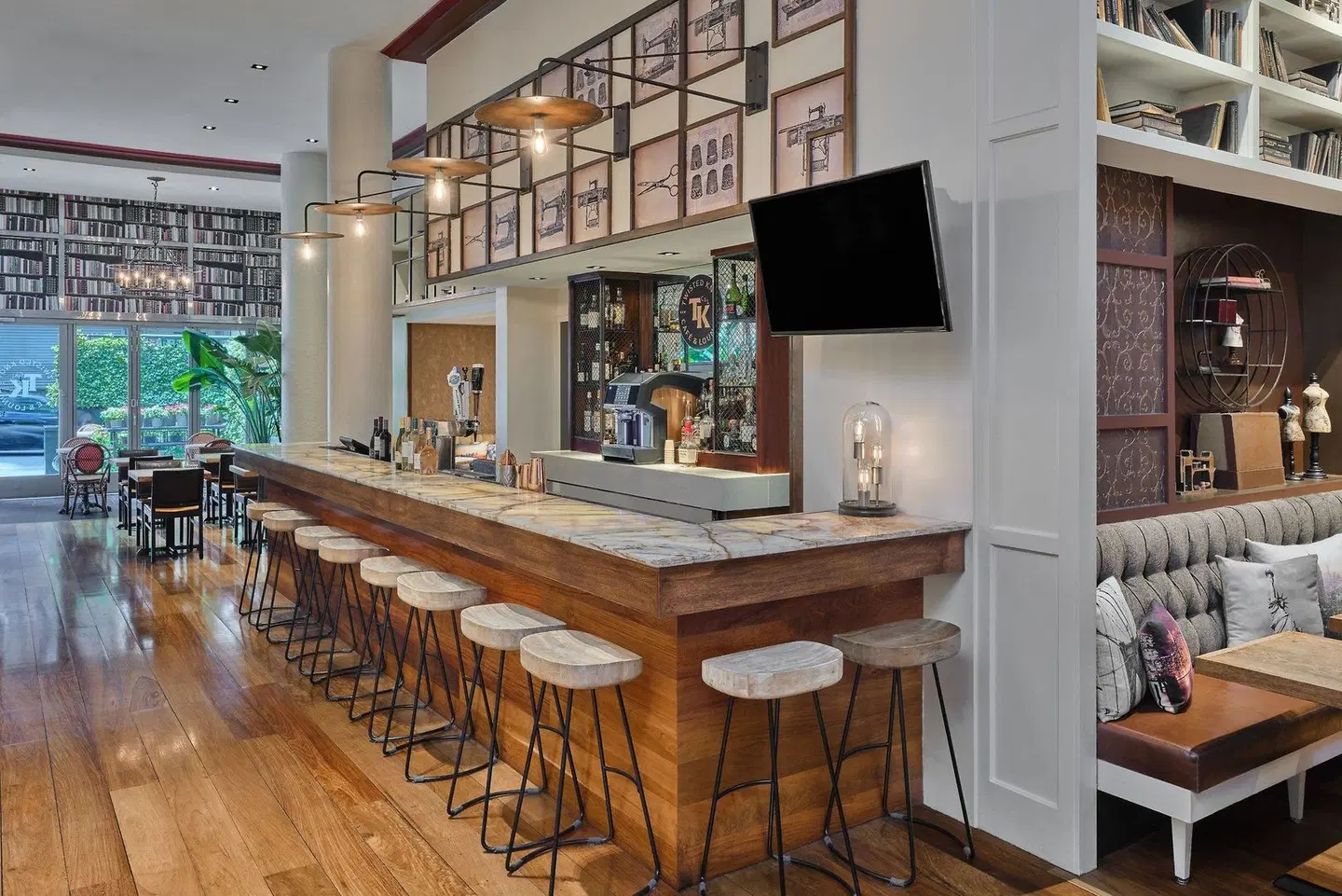 Marriott Vacation Club Pulse, New York City BAR