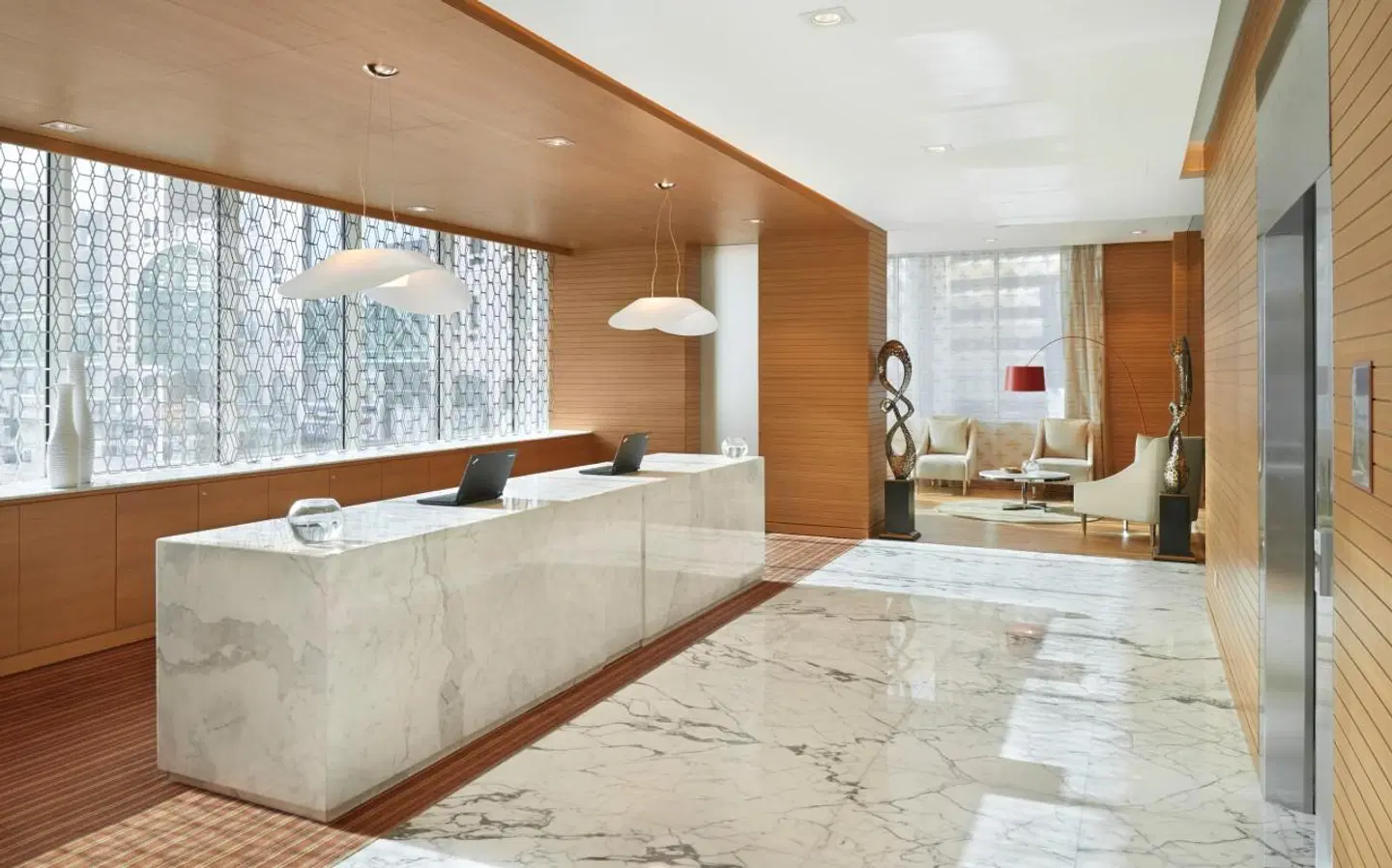 Hyatt Place Dubai/Baniyas Square BATHROOM