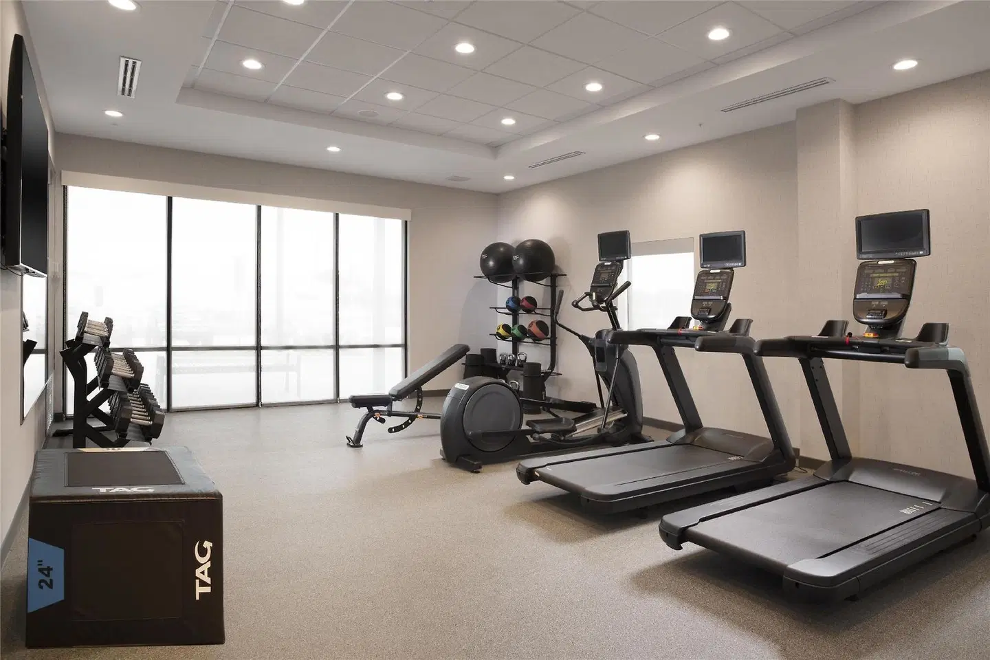 Home2 Suites By Hilton Dallas East SPORTS_AND_LEISURE