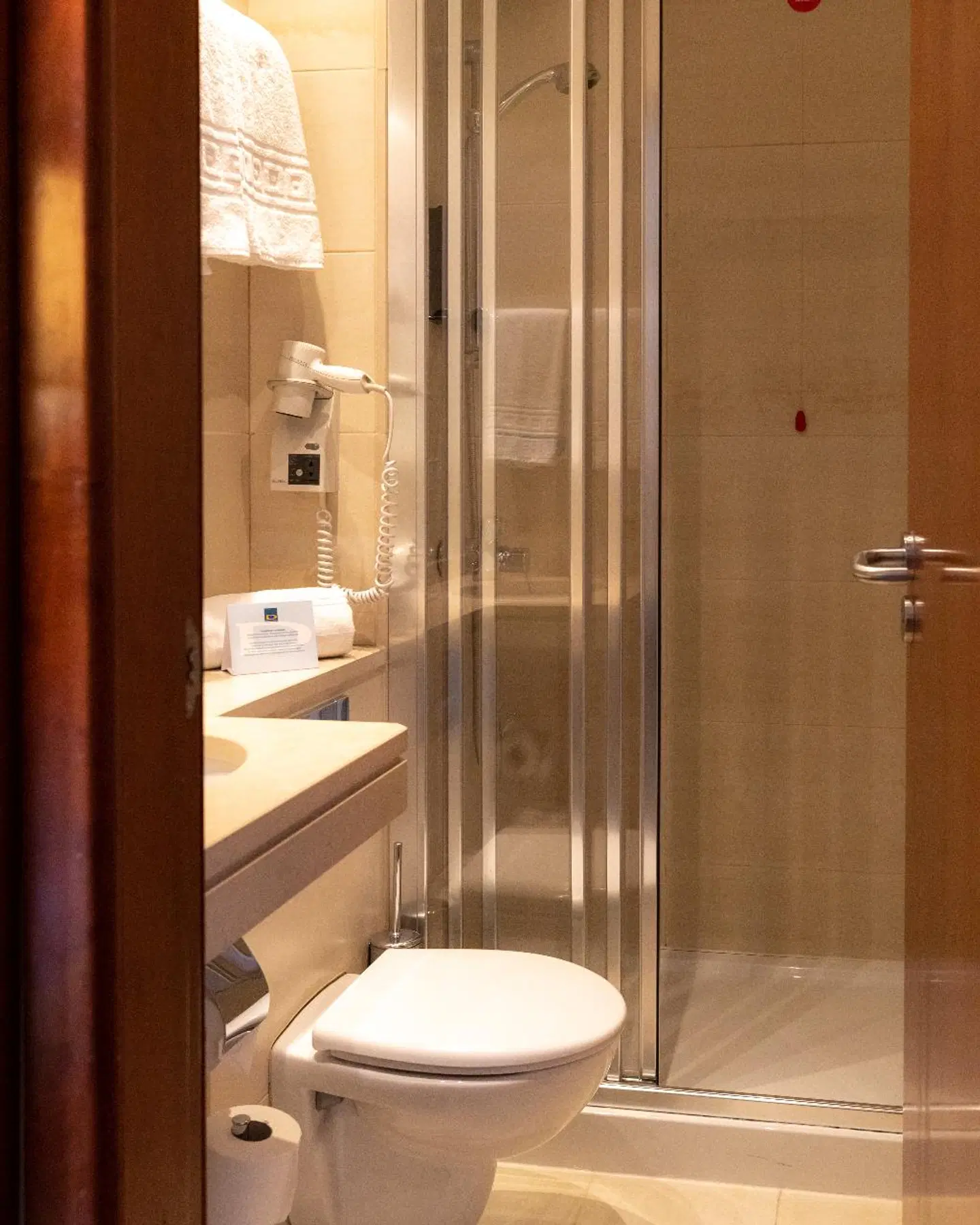 Dom Carlos Liberty BATHROOM