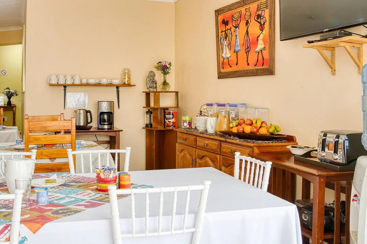 Woodpecker's Inn RESTAURANT