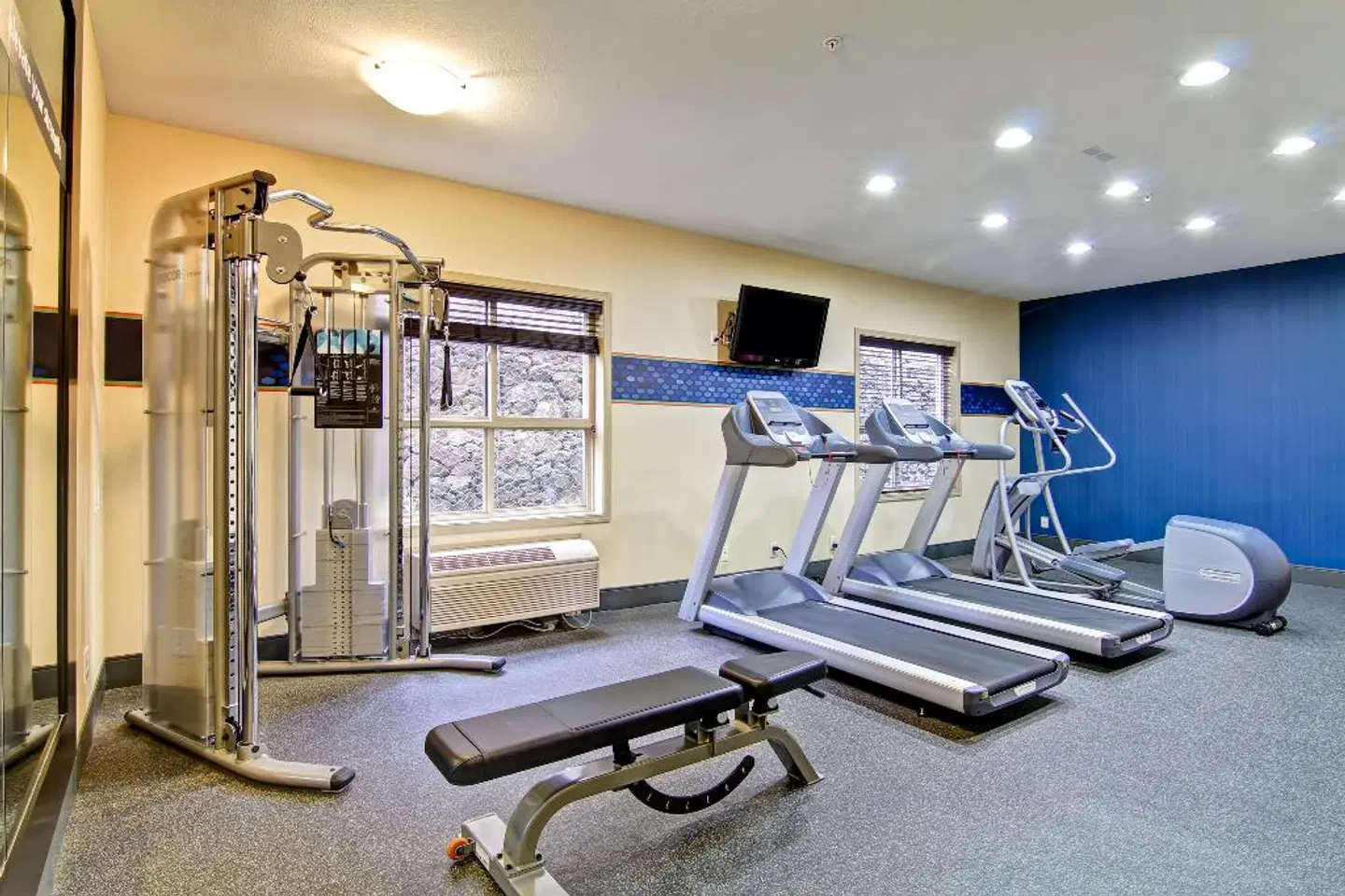 Hampton Inn by Hilton Kamloops SPORTS_AND_LEISURE
