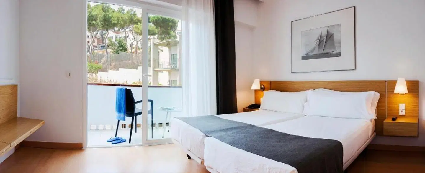 Gran Hotel Reymar ROOM_EXAMPLE