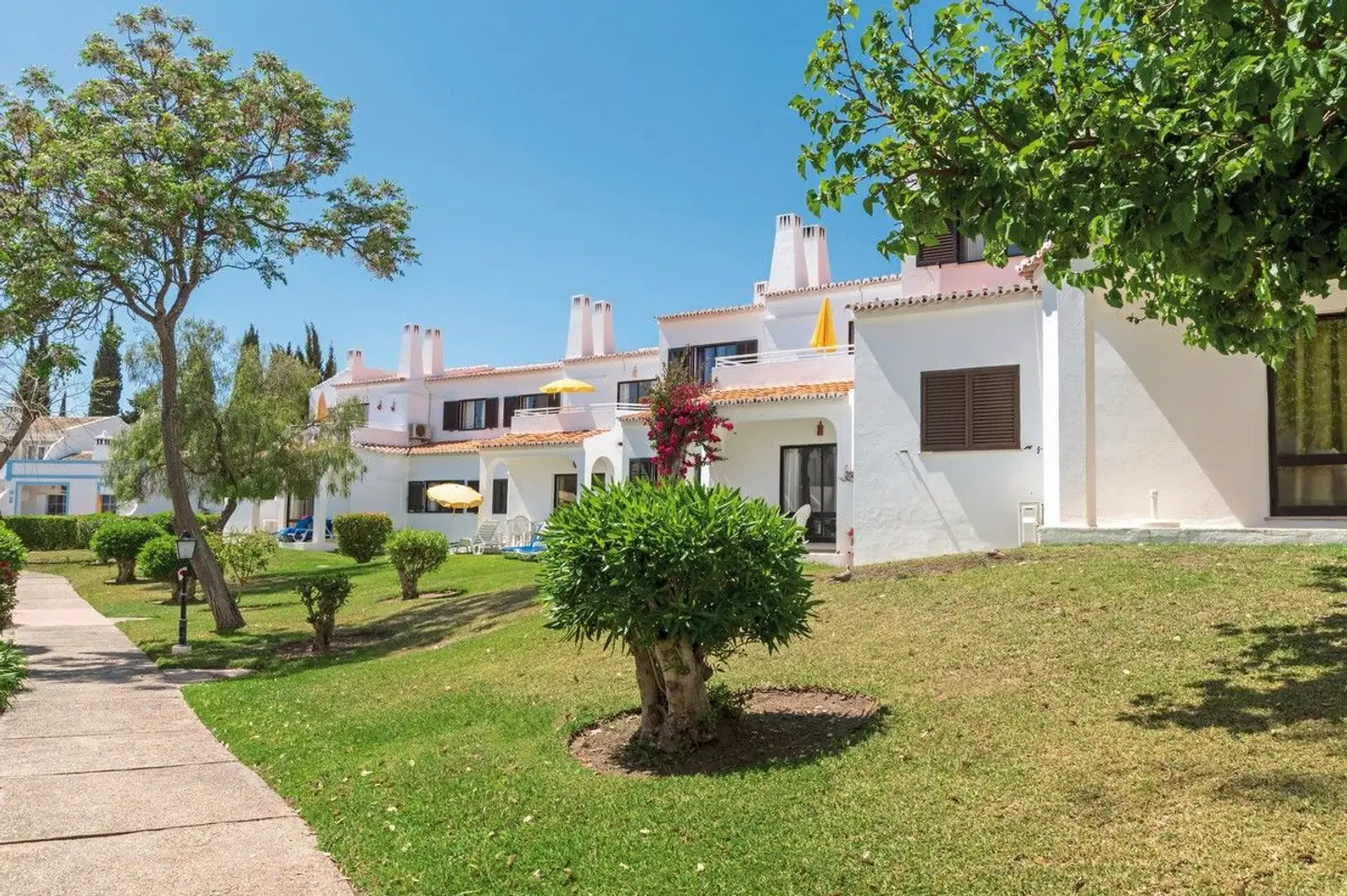 Rocha Brava Village Resort EXTERIOR