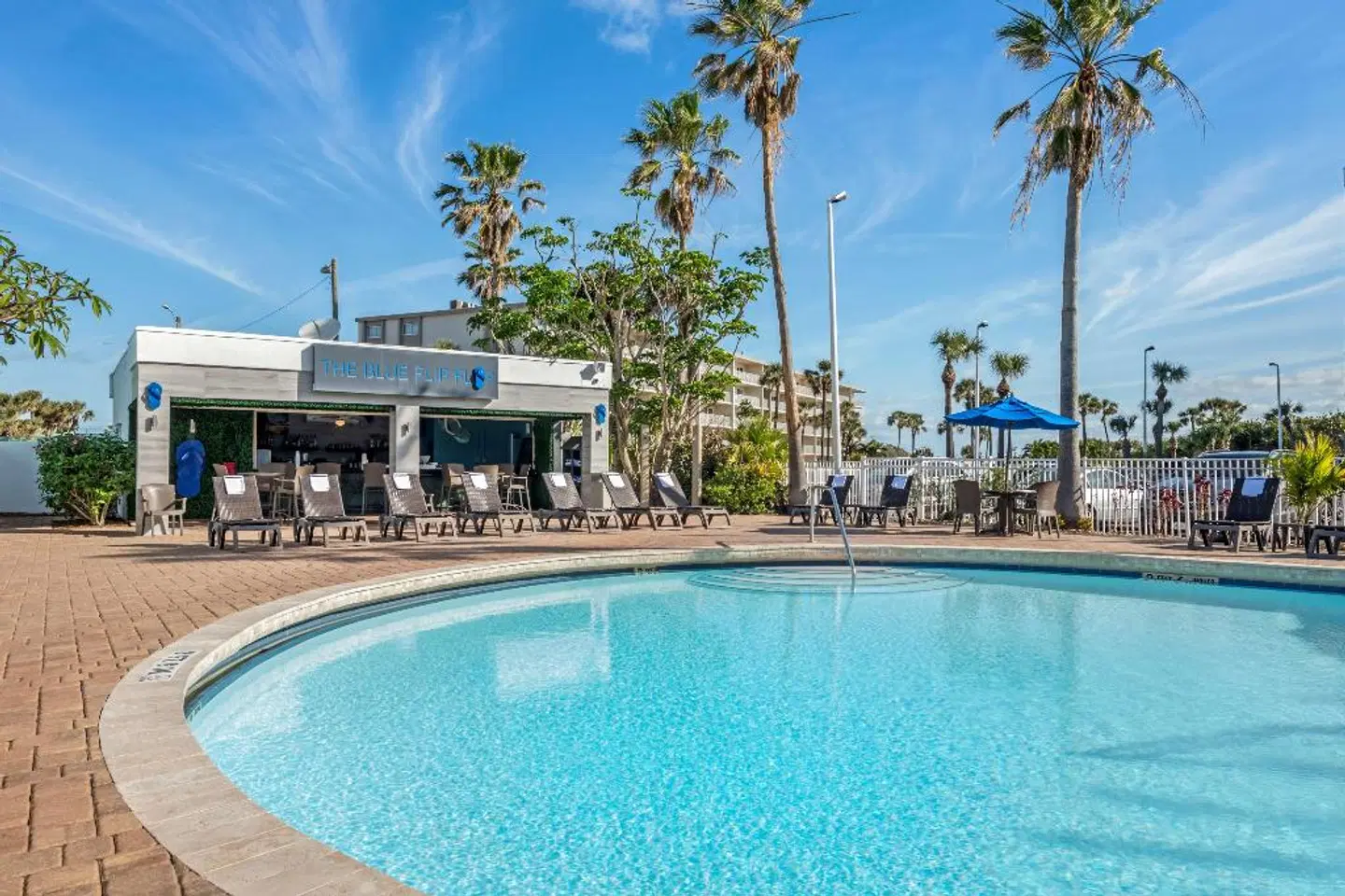 Best Western Cocoa Beach Hotel & Suites OUTDOOR_POOL