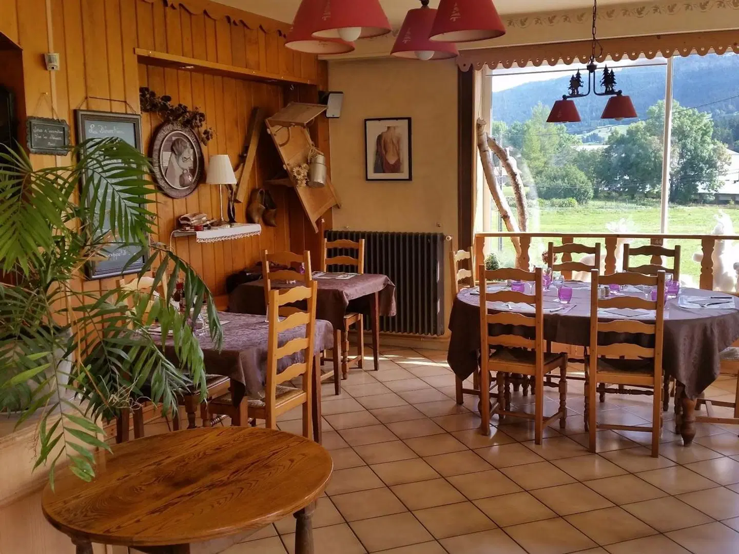 Hôtel Restaurant Le Gai Pinson BAR