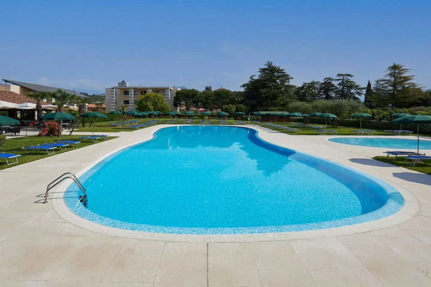Villa Quaranta Park Wellness Hotel & SPA OUTDOOR_POOL