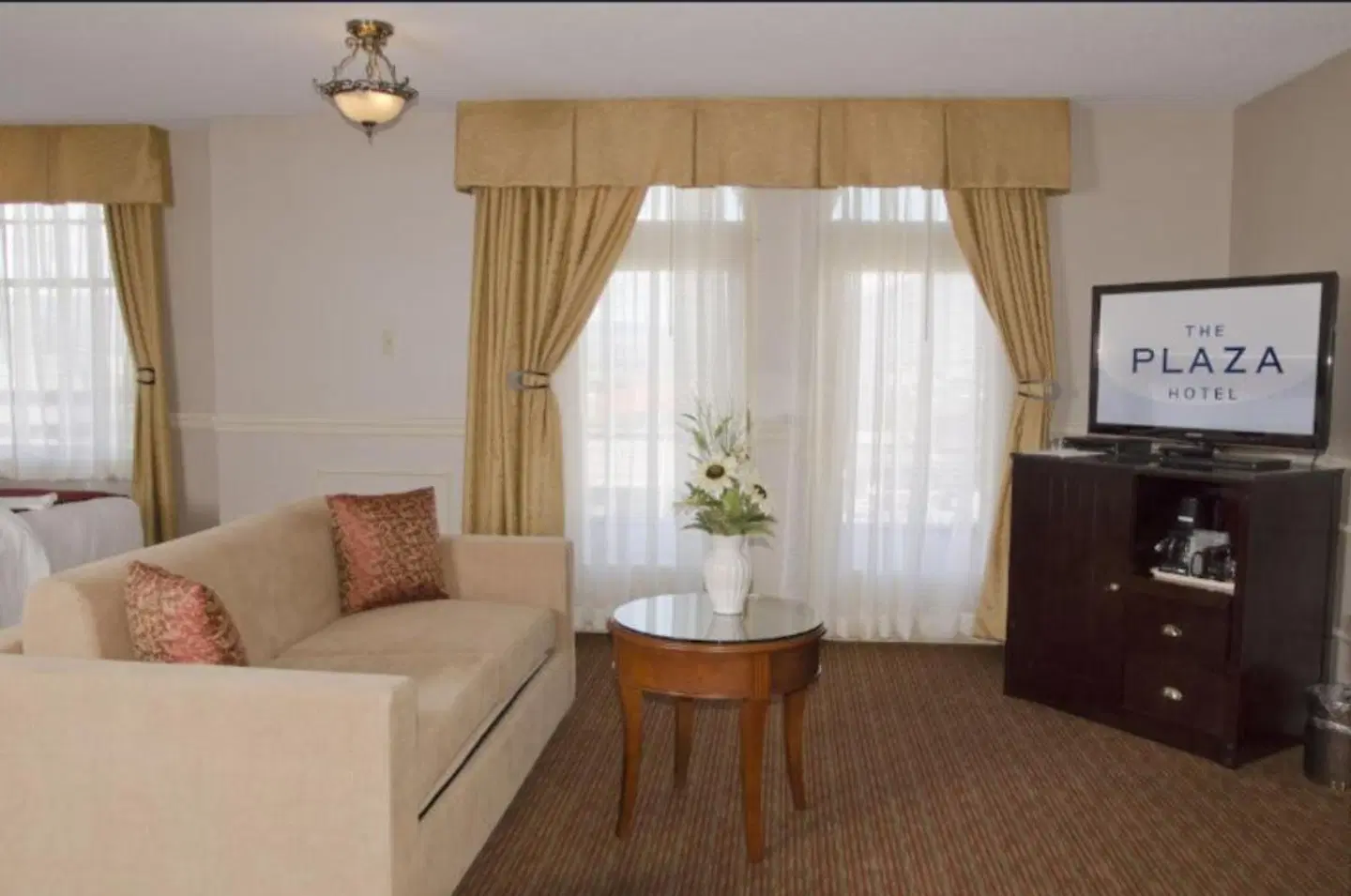 The Plaza Hotel ROOM_EXAMPLE