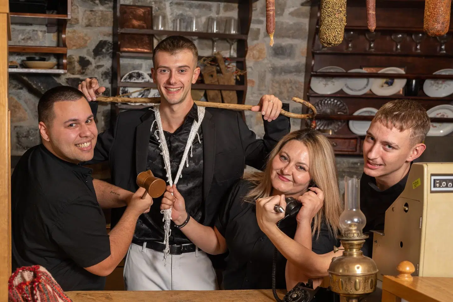 Royal & Imperial Belvedere PEOPLE