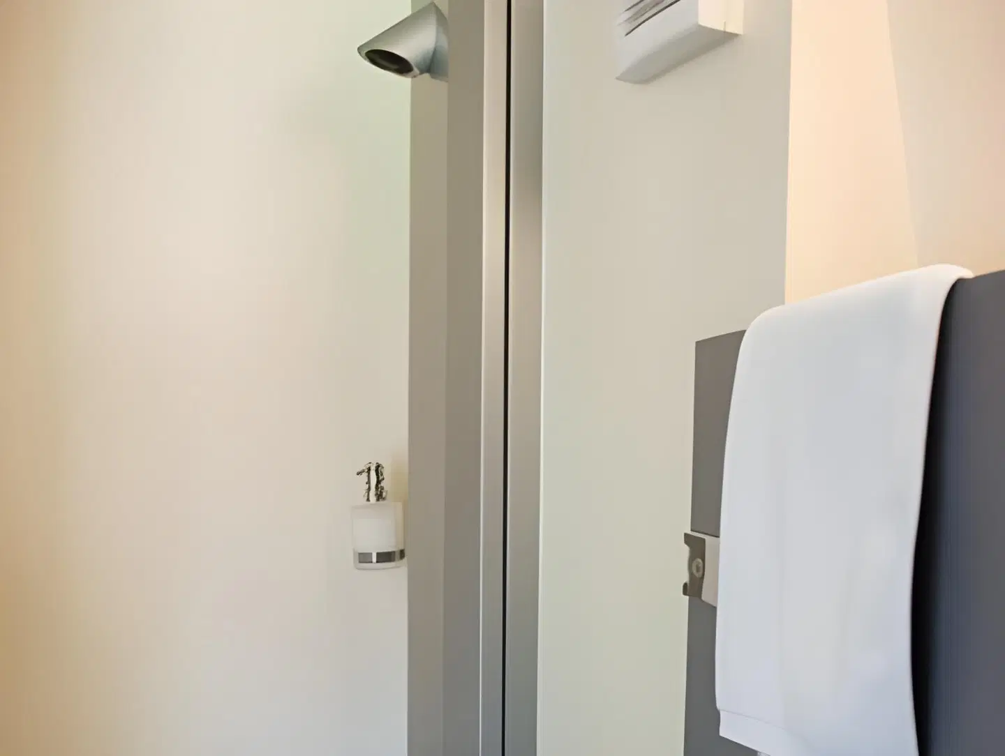 Restinn Oosterleek BATHROOM