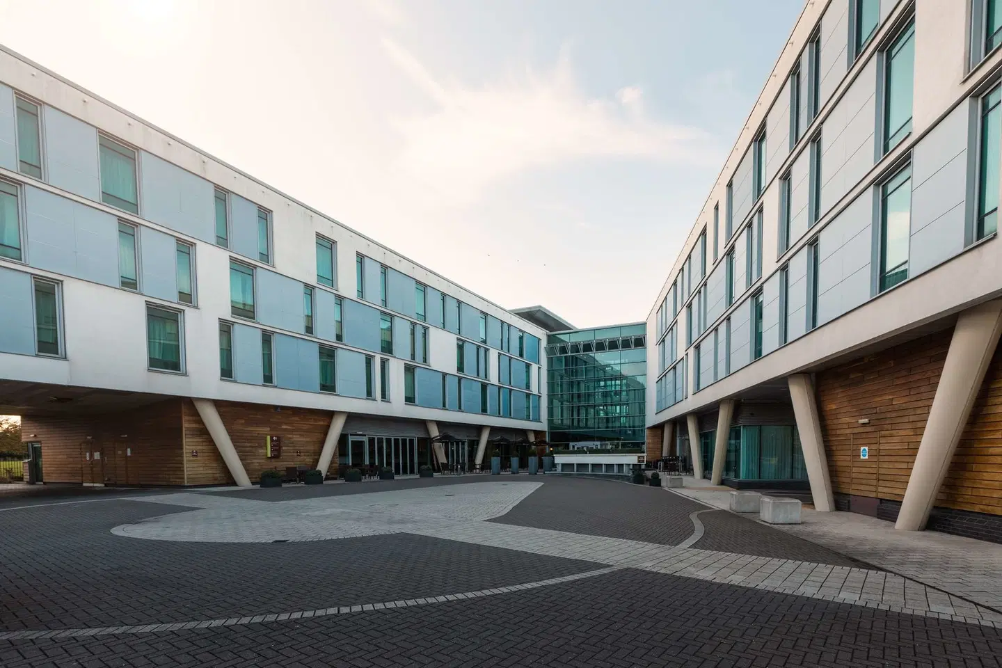 DoubleTree by Hilton Newcastle International Airport EXTERIOR