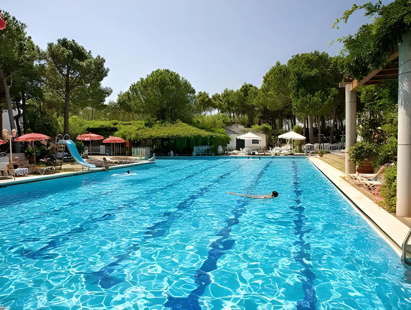 Gri-Mar OUTDOOR_POOL