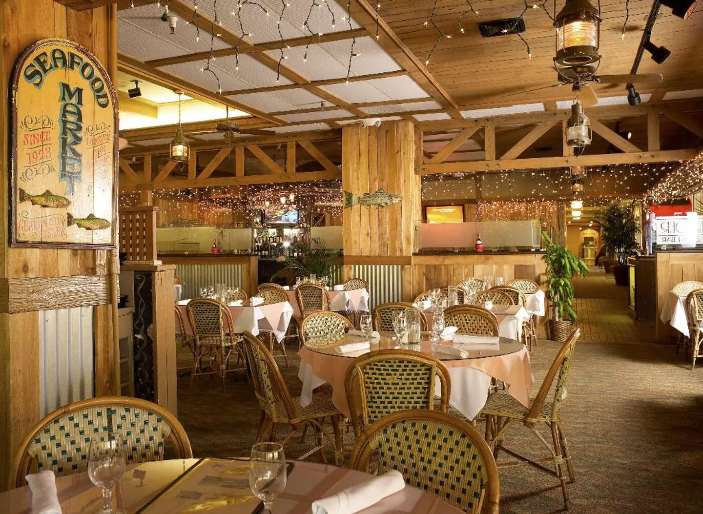 Palm Beach Shores Resort Restaurant