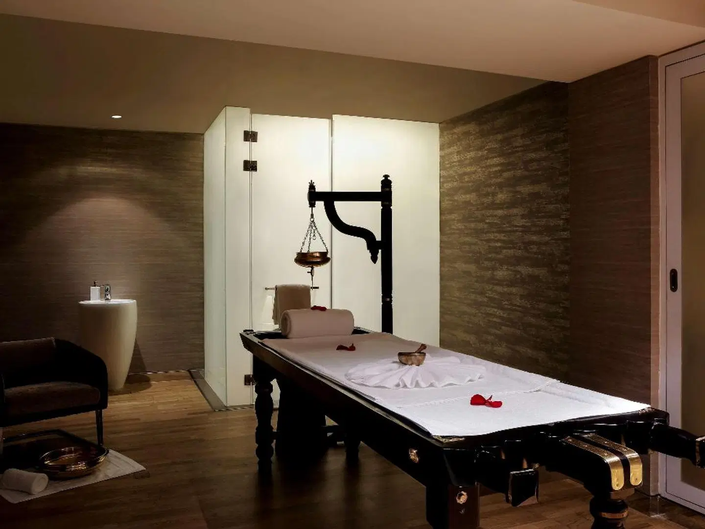 Pullman New Delhi Aerocity Hotel HEALTH_BEAUTY