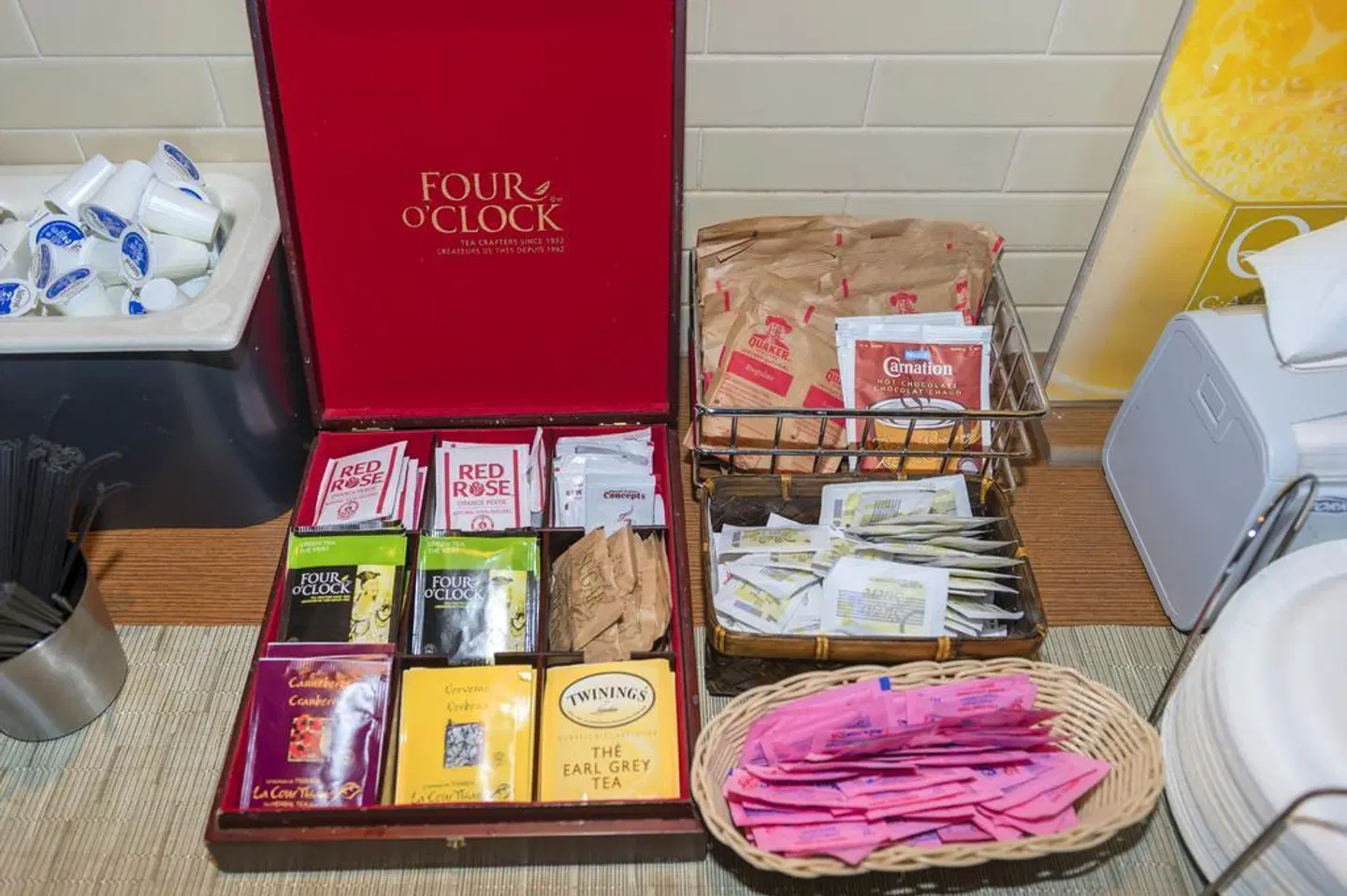 Quality Inn & Suites Aéroport P.E. Montréal-Trudeau Airport MODEL_IMPRESSION