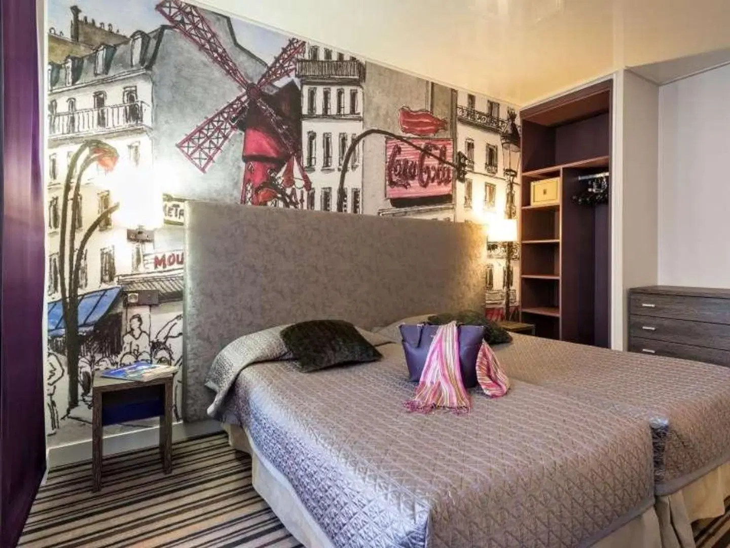 Hôtel Harvey ROOM_EXAMPLE