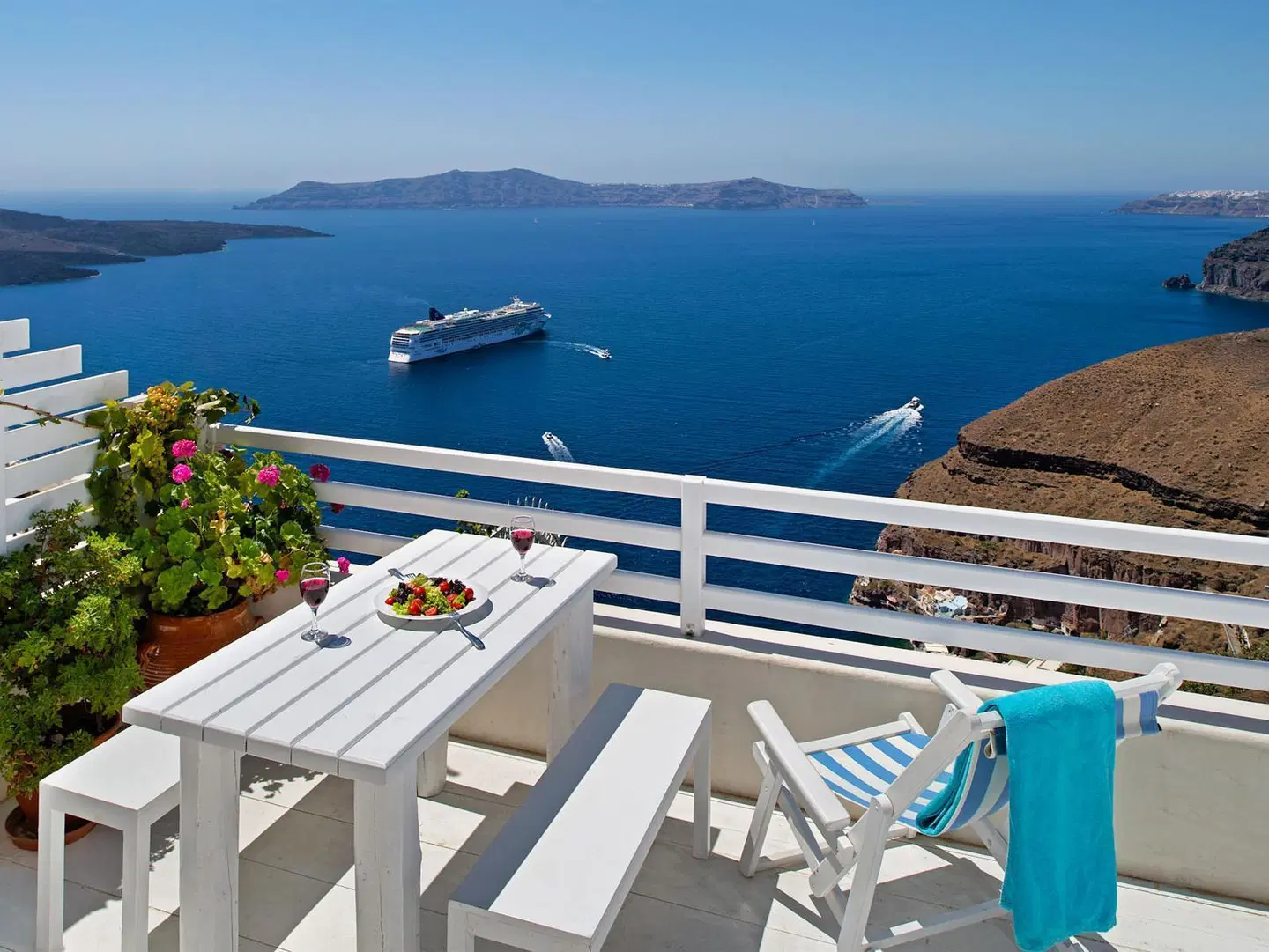 Porto Fira Suites Terrasse