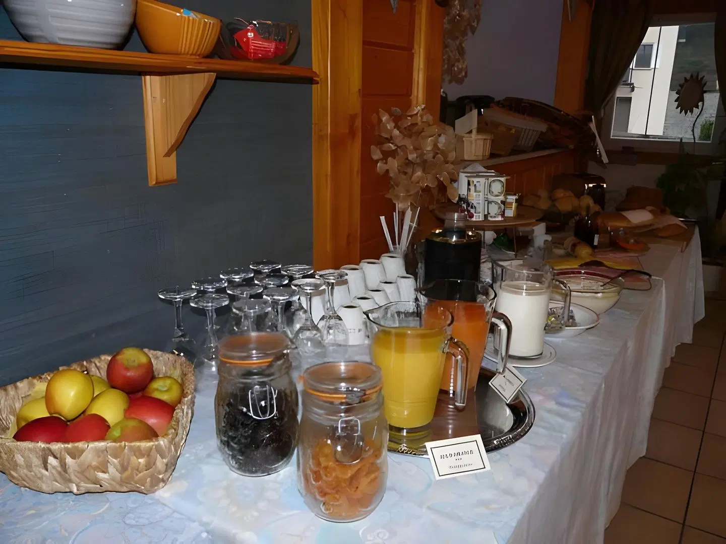 La Petite Auberge Restaurant