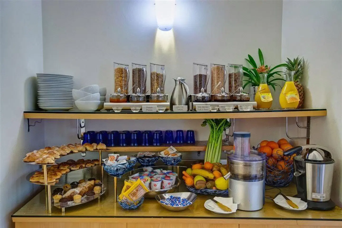 Hotel Franklin feel the sound RESTAURANT