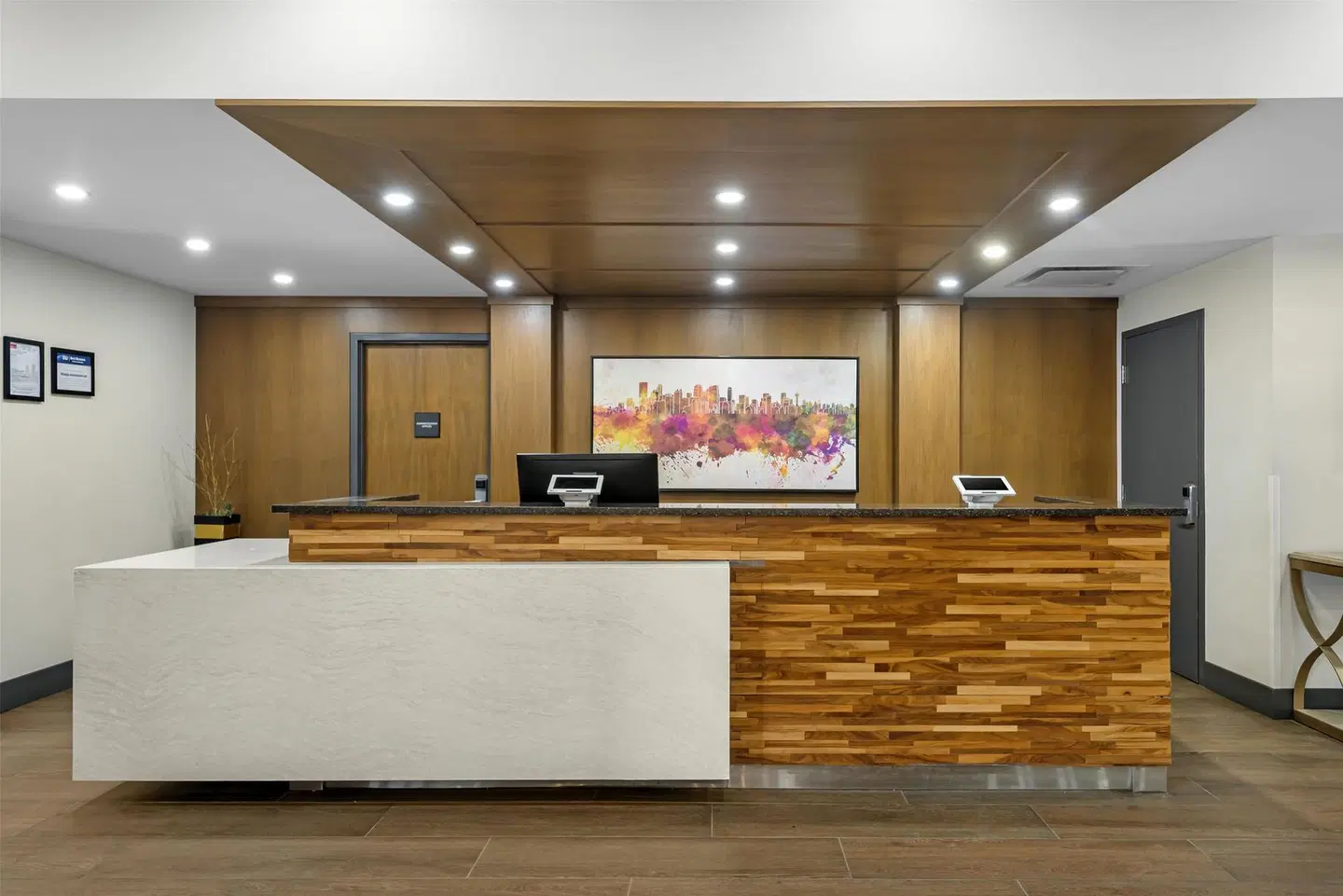 Best Western Plus Suites Downtown Calgary LOUNGE_LOBBY