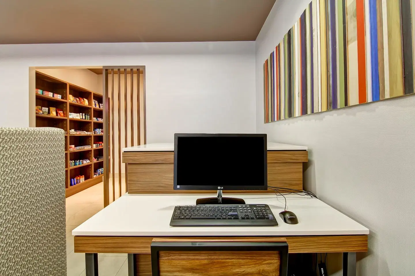 Holiday Inn Express Kamloops HEALTH_BEAUTY