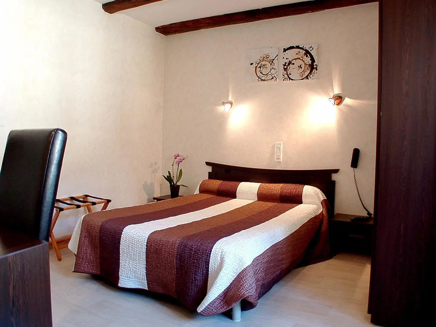 Ecu de France ROOM_EXAMPLE