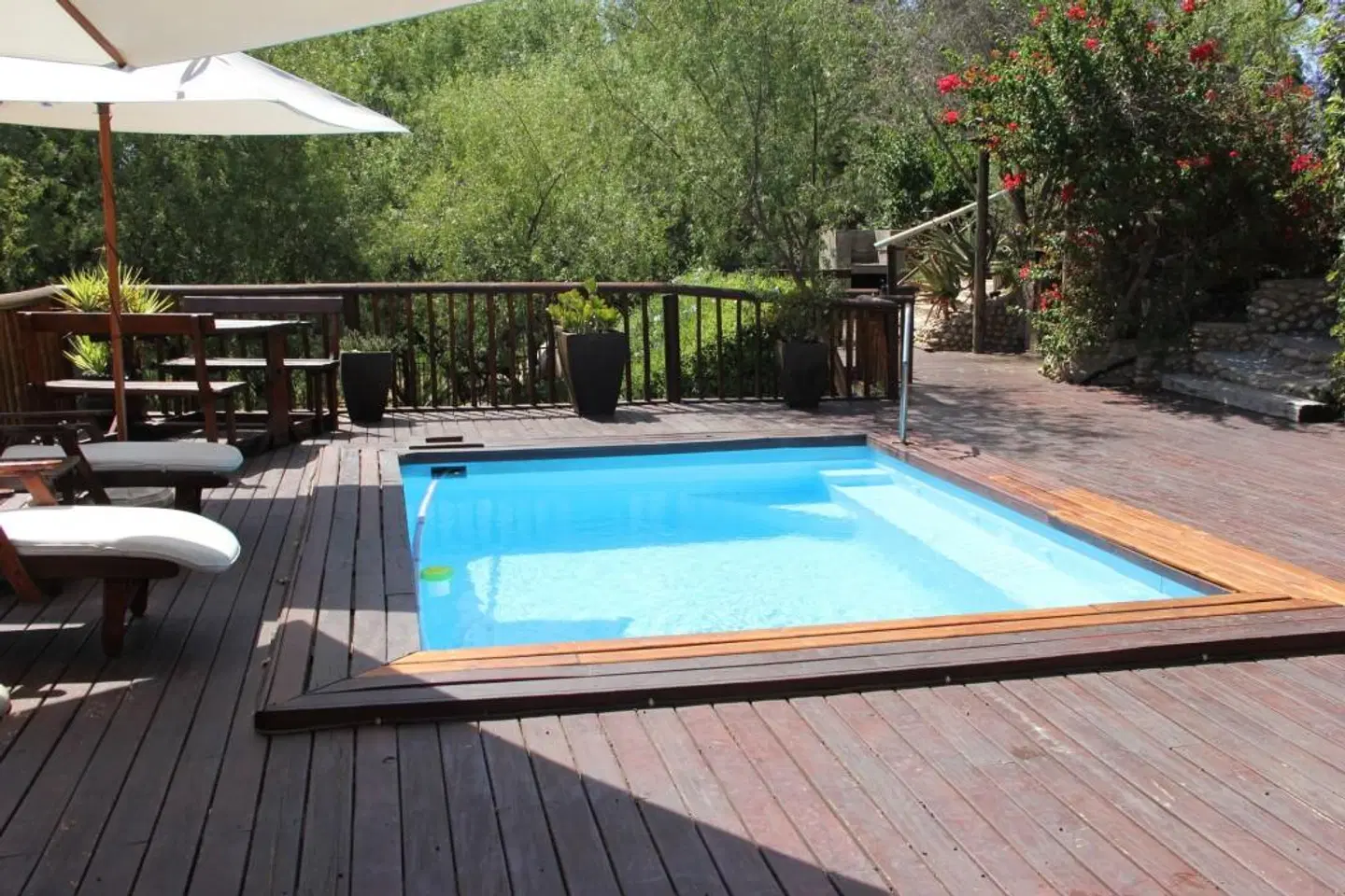 The Gumtree Guest House OUTDOOR_POOL