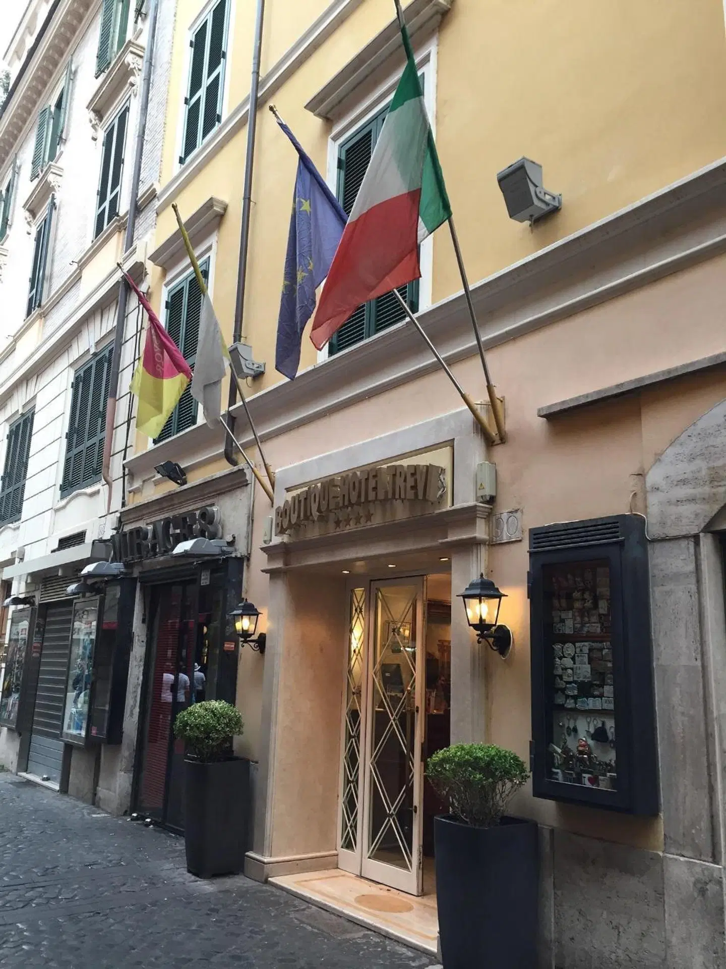 Boutique Hotel Trevi EXTERIOR