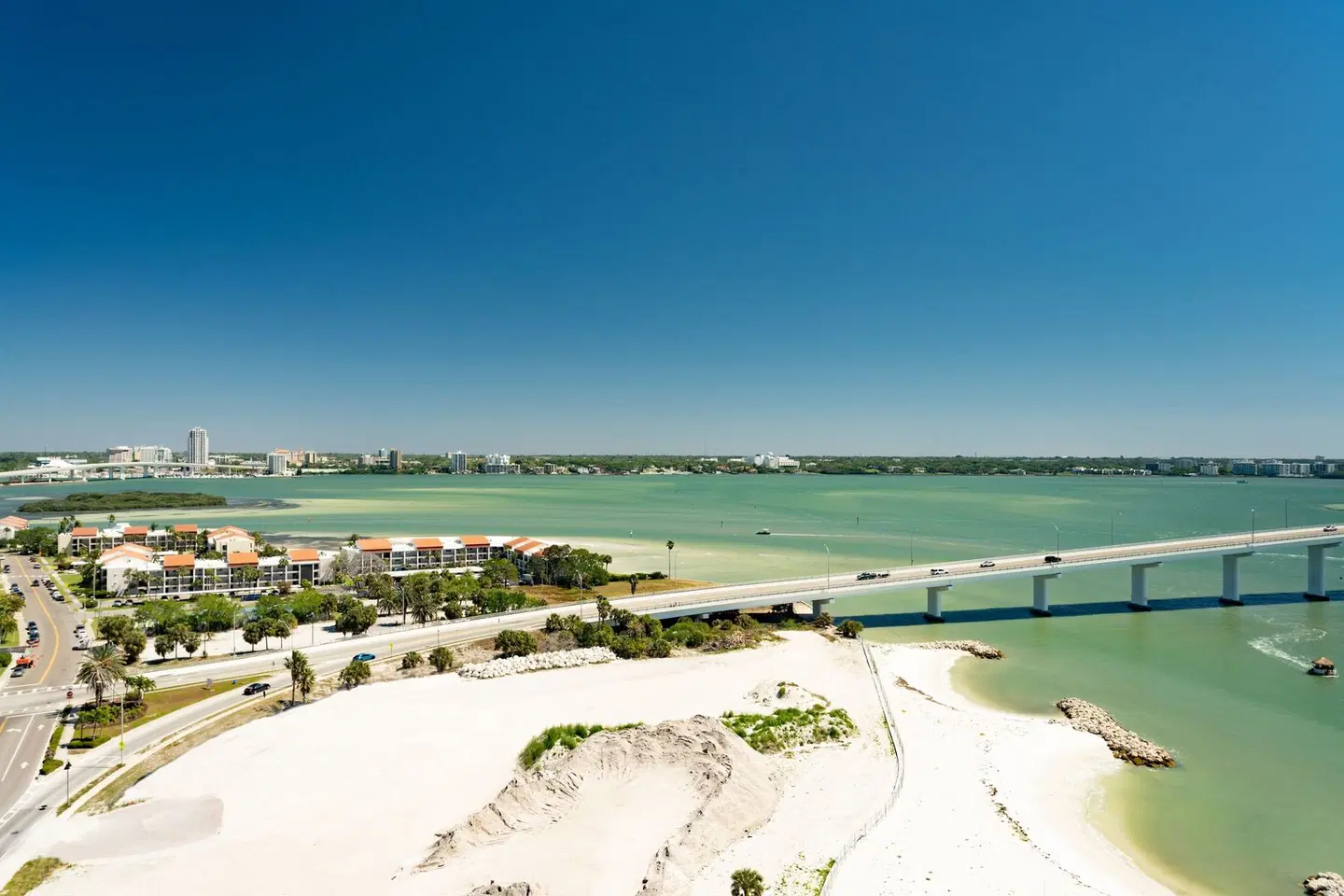 JW Marriott Clearwater Beach Resort and Spa Strand
