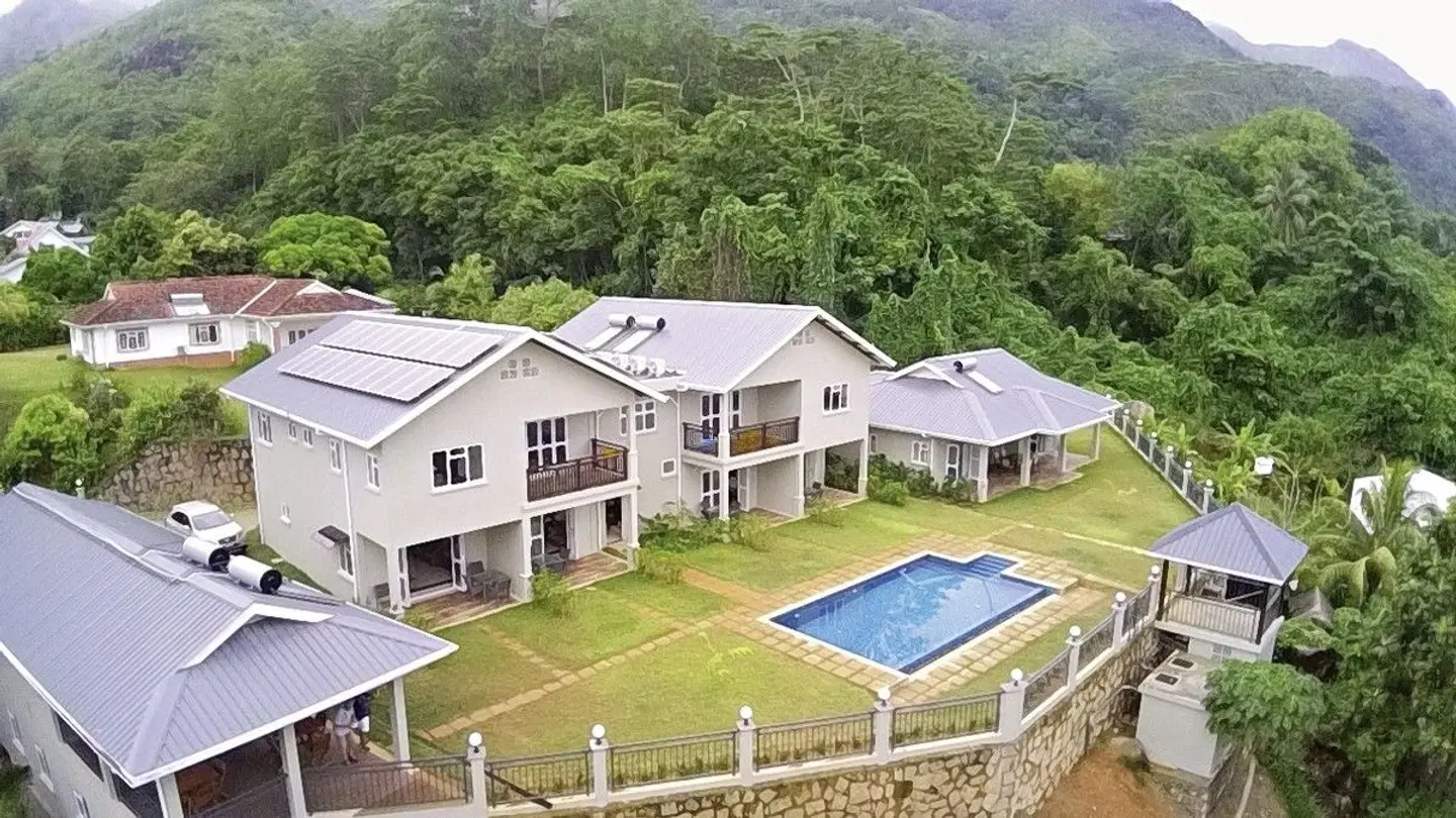 Bambous River Lodge EXTERIOR