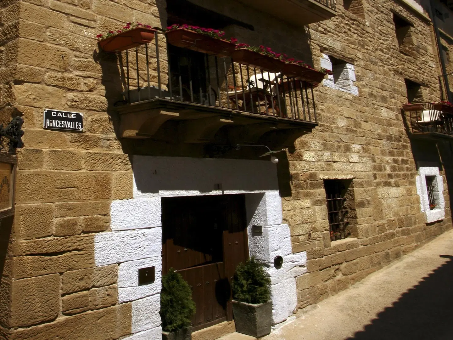 La Posada Uncastillo EXTERIOR