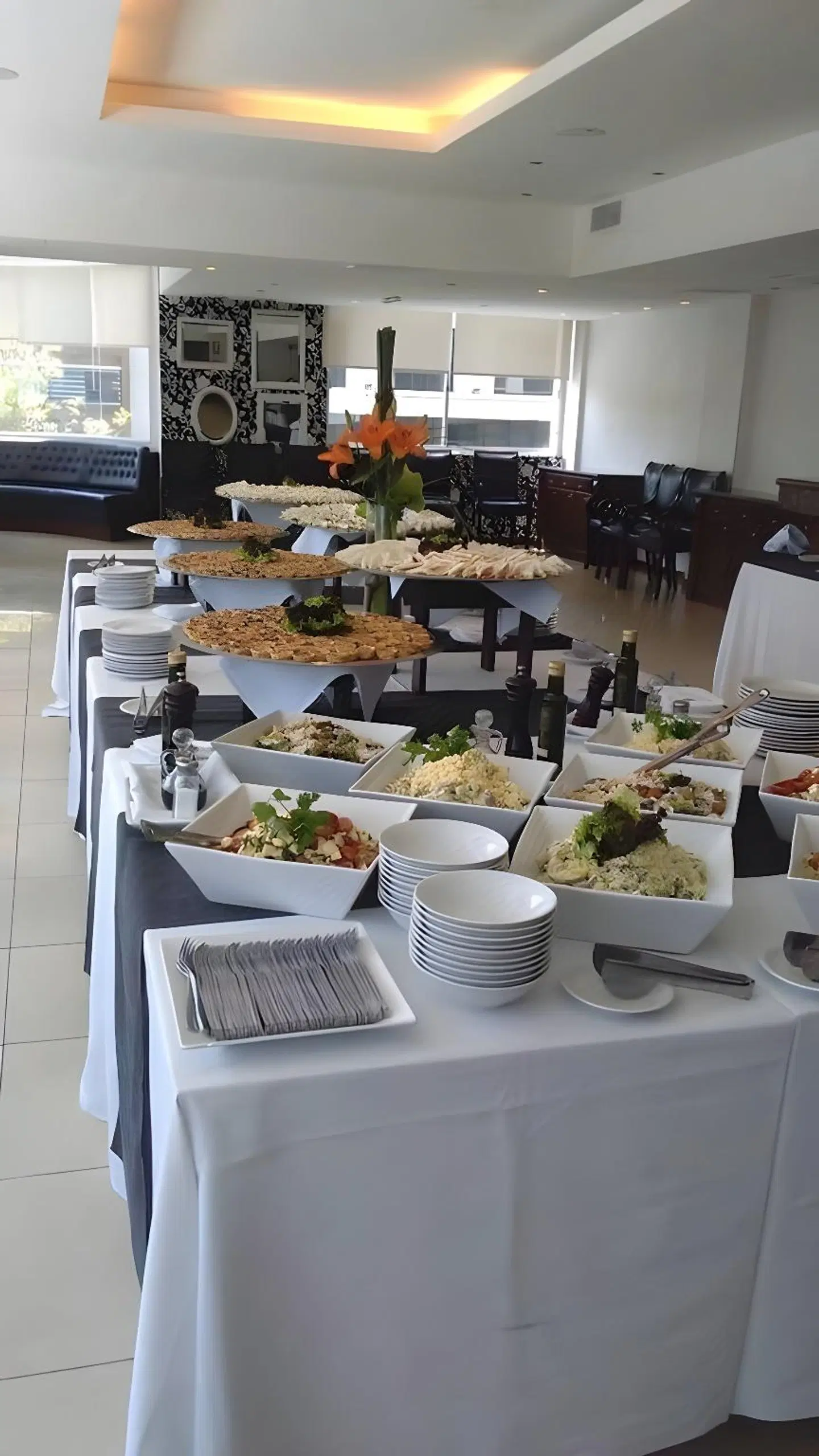 Palladium Business Hotel RESTAURANT