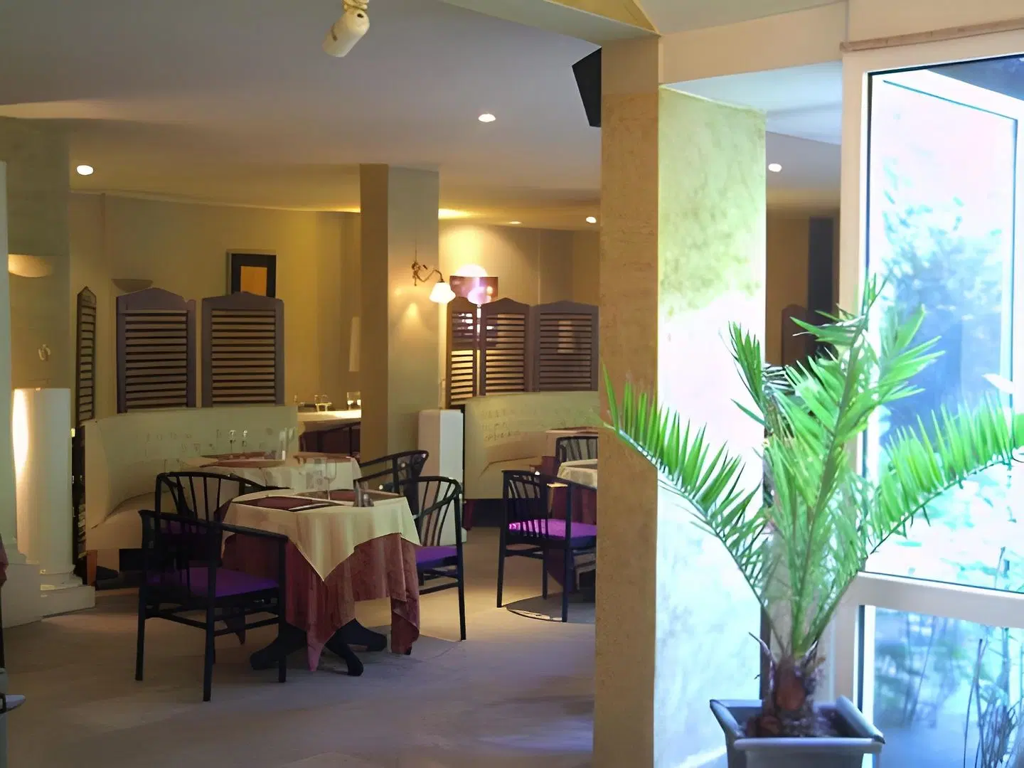 La Buissonniere RESTAURANT