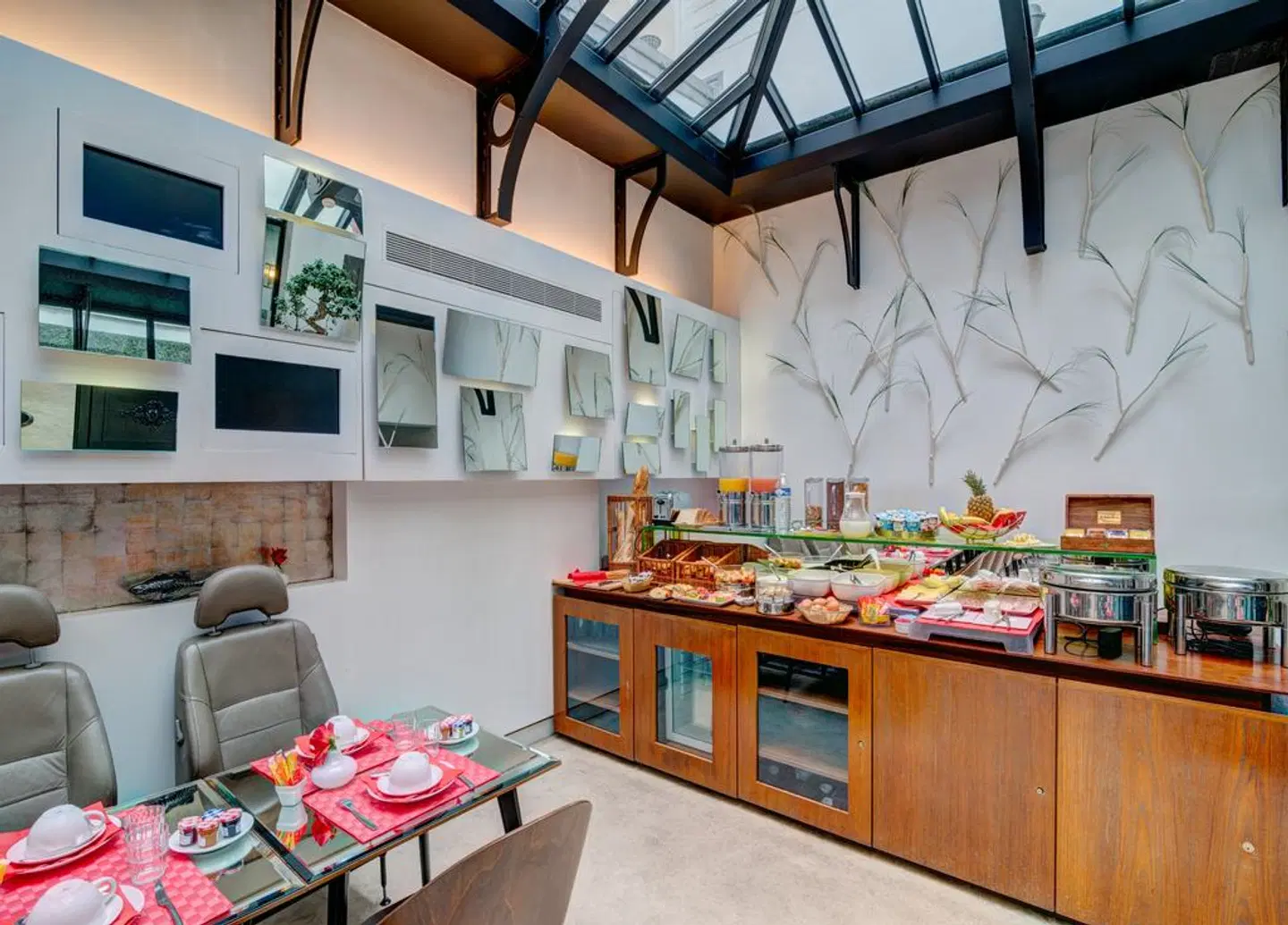 Joyce - Astotel RESTAURANT