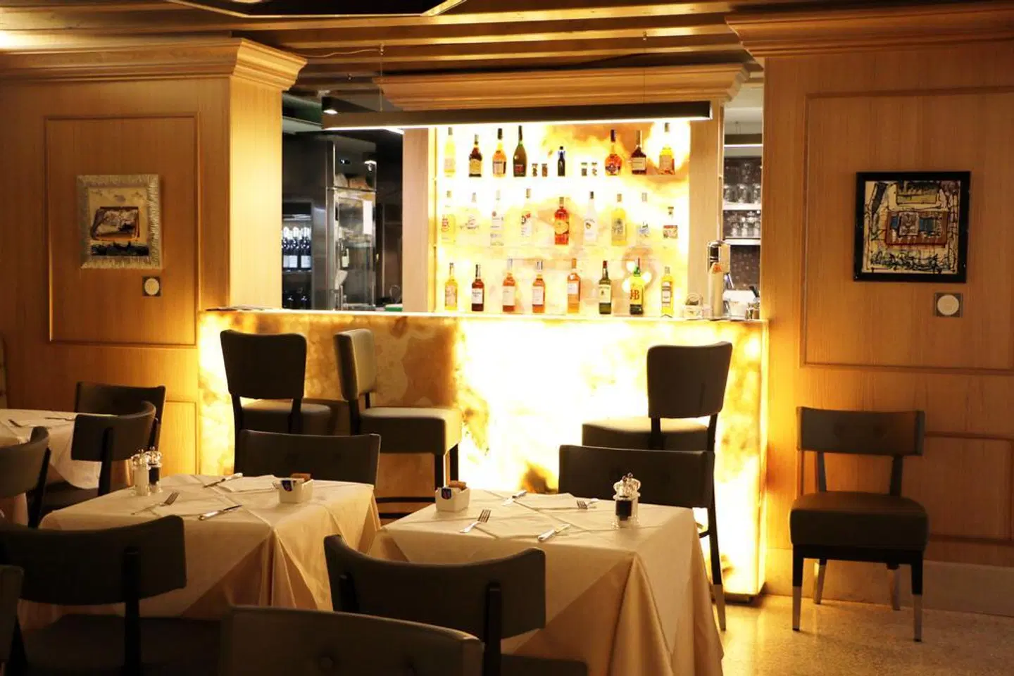 Savoia & Jolanda RESTAURANT