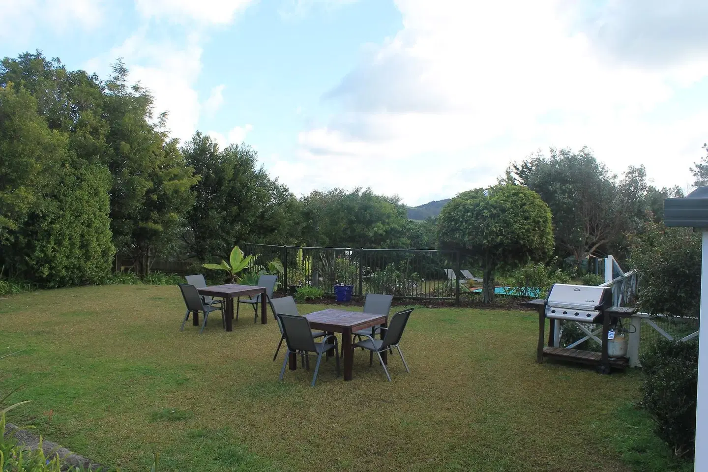 Ash Grove Boutique Motel GARDEN