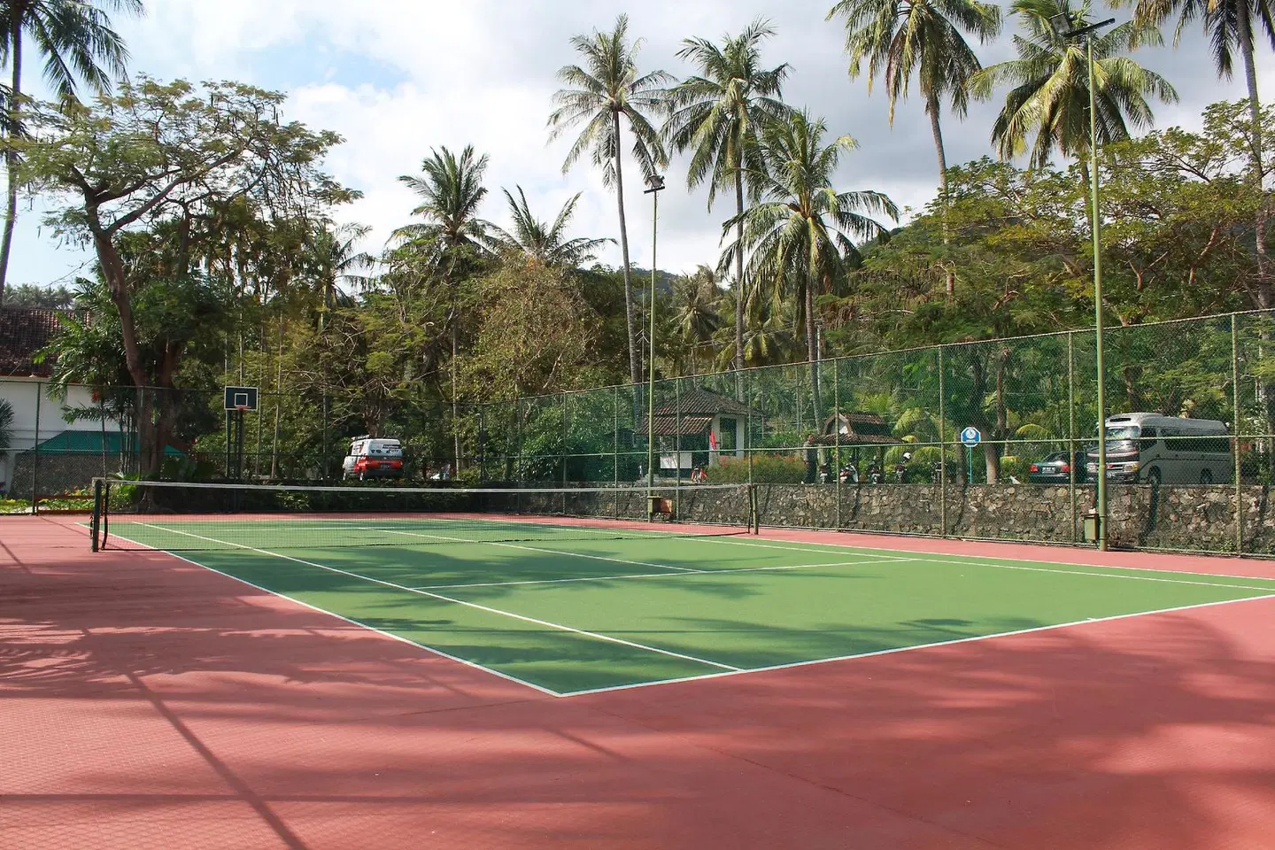 Mangsit Suites by Holiday Resort Lombok SPORTS_AND_LEISURE