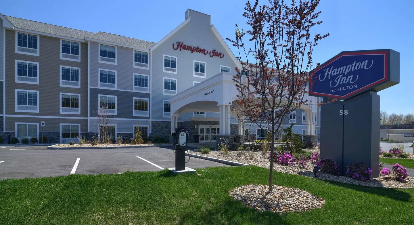 Hampton Inn Lincoln White Mountains EXTERIOR